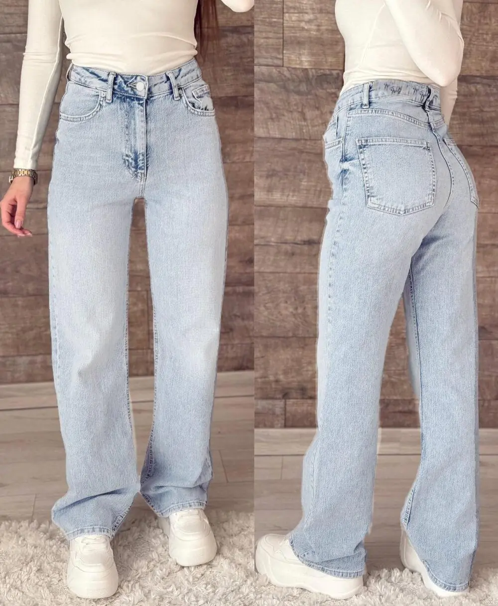 Skyline Straight Jeans